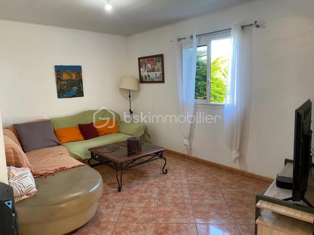 Maison de 165m² – 7 pièces – 6 chambres – 165 m²