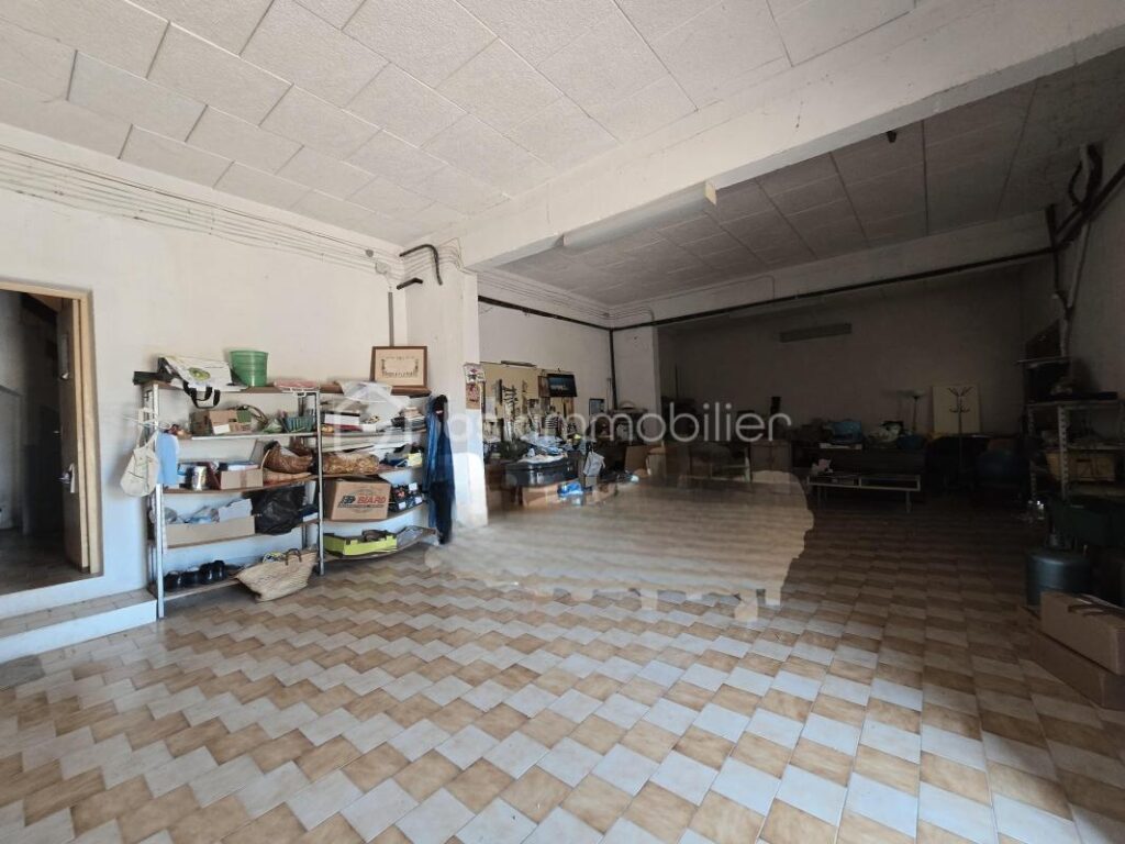 4 FACES – GARAGE 70m² – TROIS CHAMBRES – 5 pièces – 3 chambres – 130 m²