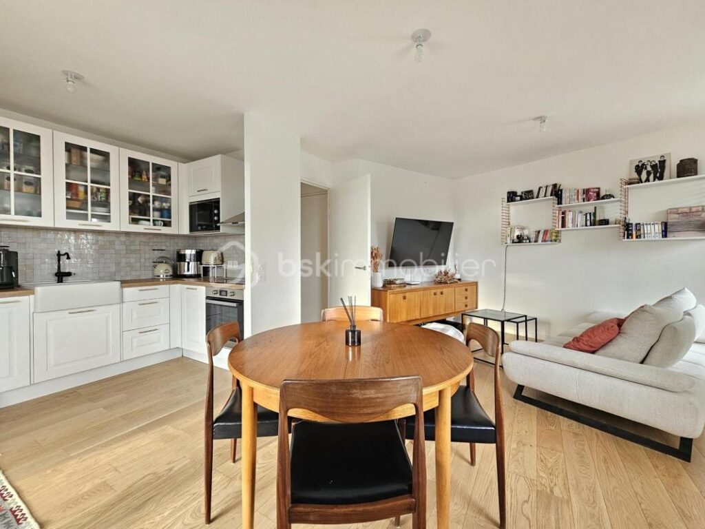 Appartement F3 DPE C 2023 bord du canal terrasse parking – 3 pièces – 2 chambres – 58 m²