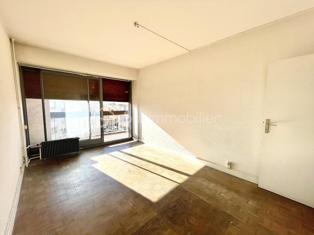 Perpignan Résidence ‘ Le Palace’, Appartement T2, Terrasse, Parking et Piscine ! – 2 pièces – 1 chambre – 62 m²