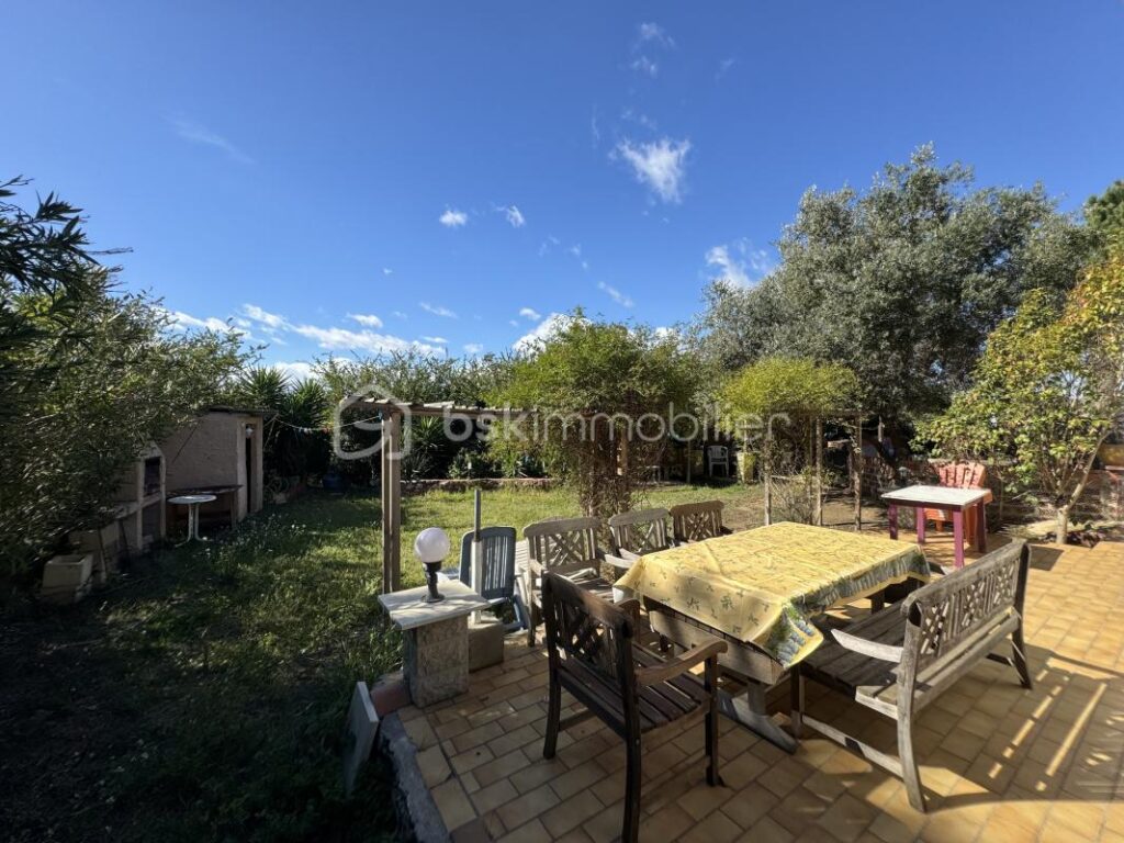 VILLA 4 FACES DE 170M2 – 8 pièces – 5 chambres – 170 m²