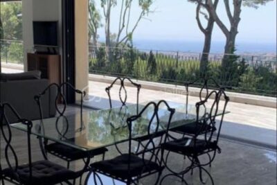 Vente maison 7 pièces 370 m² provençale avec piscine dans un secteur privilégié de Mougins – 7 pièces – 5 chambres – 370 m²