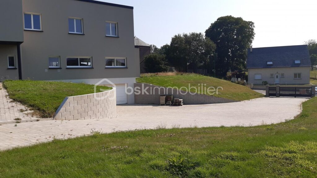 TOUT PROCHE DE L’EPR PENLY – PETIT CAUX – TRES BELLE MAISON D’ARCHITECTE CONTEMPORAINE DE 320m2 HABITABLES – 7 pièces – 4 chambres – 320 m²