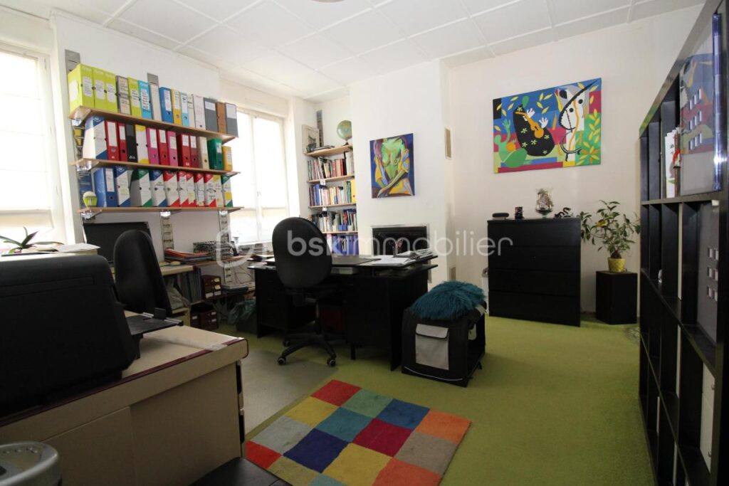 Maison 205 m2 5 ch – 7 pièces – 5 chambres – 205 m²