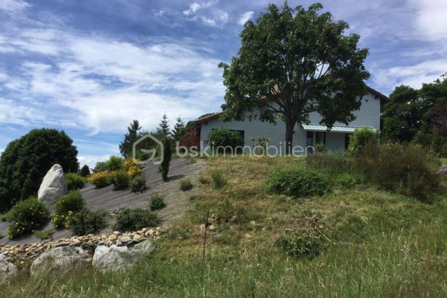 Maison à vendre à Lanarce