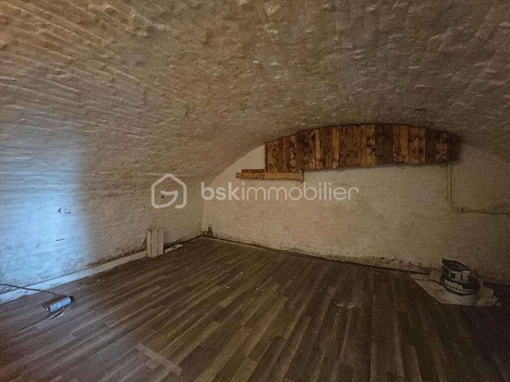 Maiso atypique – 5 pièces – 3 chambres – 118 m²