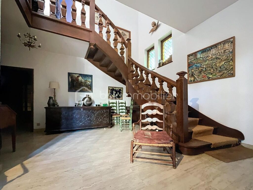 Maison plan des 4 seigneurs – 10 pièces – 6 chambres – 280 m²