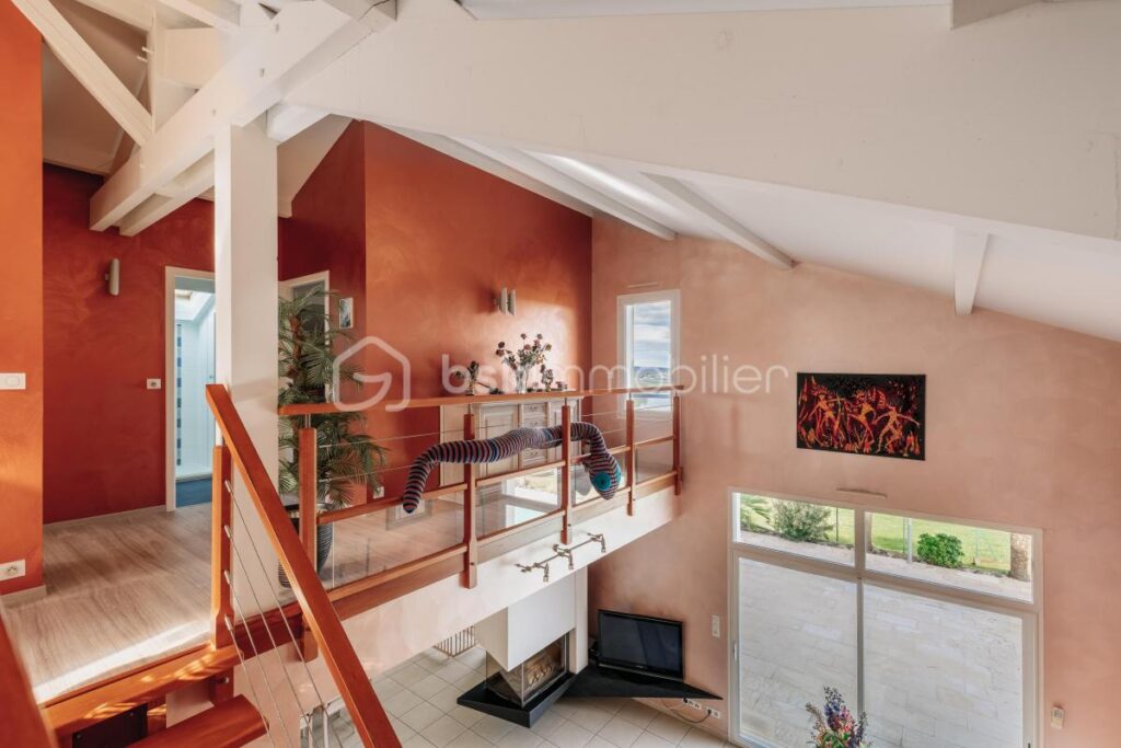 EXCLUSIVITE A SAISIR – 6 pièces – 3 chambres – 164 m²