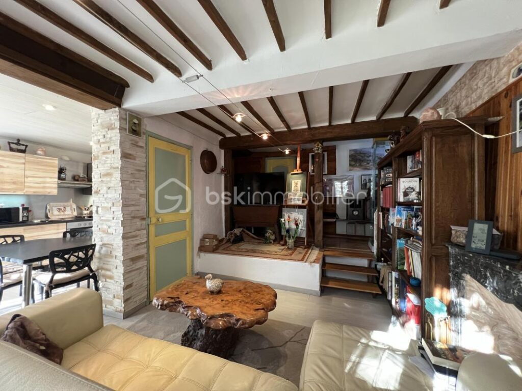 Vente maison de ville – 4 pièces avec terrasse – 4 pièces – 3 chambres – 78 m²