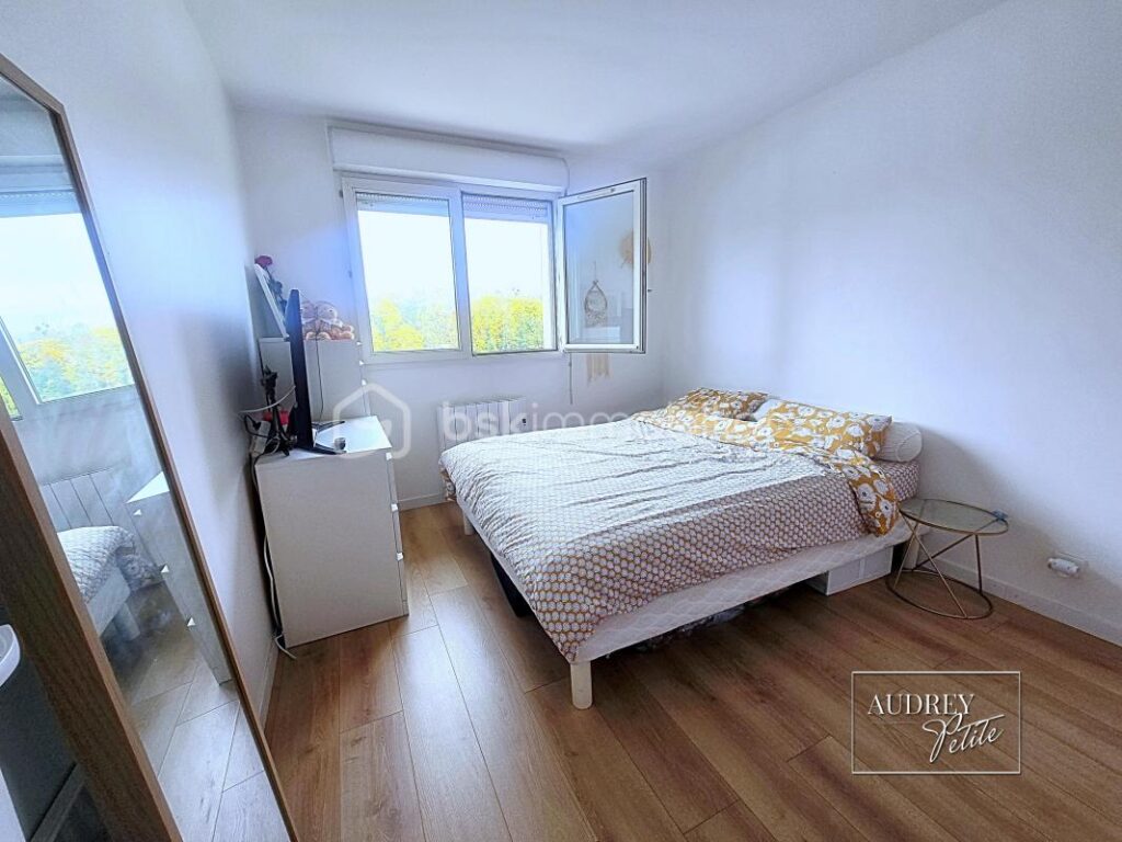 T2 lumineux de 50 m² avec balcon et vue sur Seine – Quartier du Val, Athis-Mons – 2 pièces – 1 chambre – 50 m²