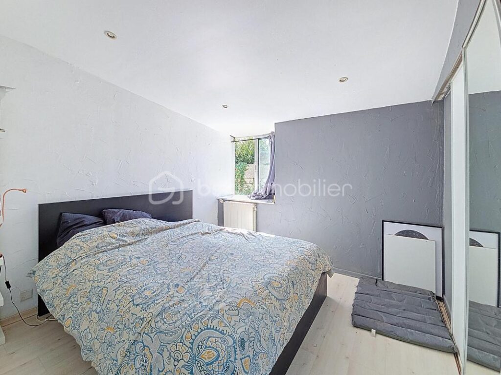 Maison individuelle, atypique – 5 pièces – 3 chambres – 118 m²