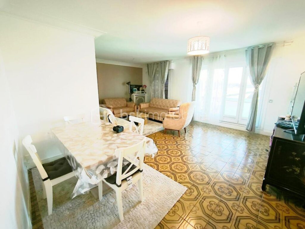 Bel appartement sur Sarcelles – 4 pièces – 2 chambres – 100 m²