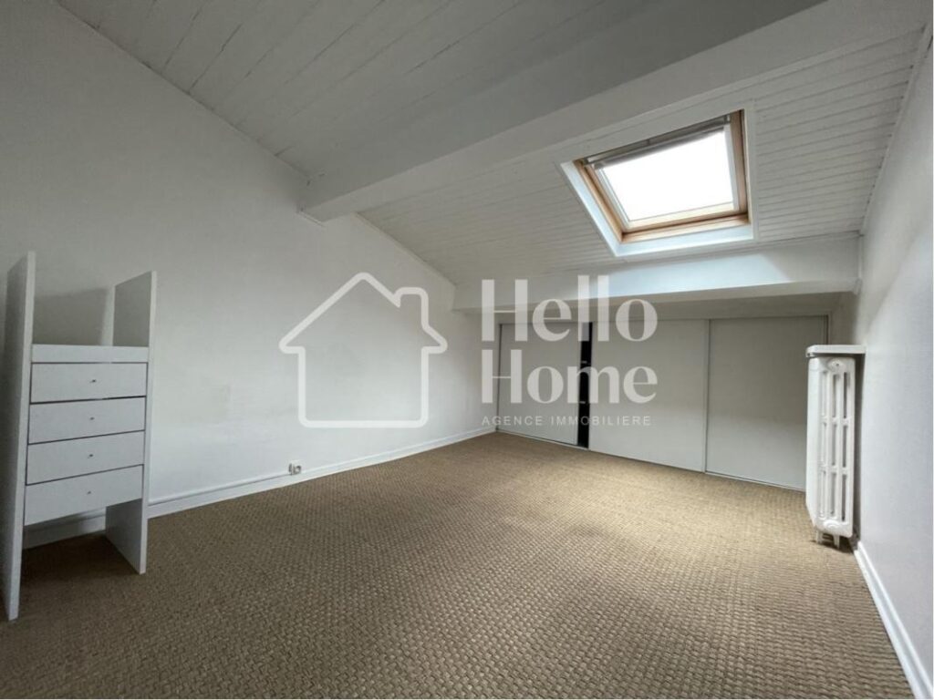 Maison – 116.9m ² – 6 pièces – 3 chambres – 116 m²