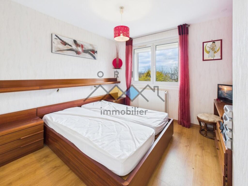 Maison – 5 pièces – 3 chambres – 100 m²