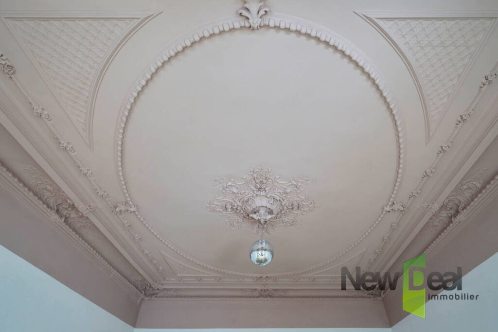 DEMEURE DU 17ÈME SIECLE RENOVEE / SAINT AMAND LES EAUX – 15 pièces – 6 chambres – 560 m²