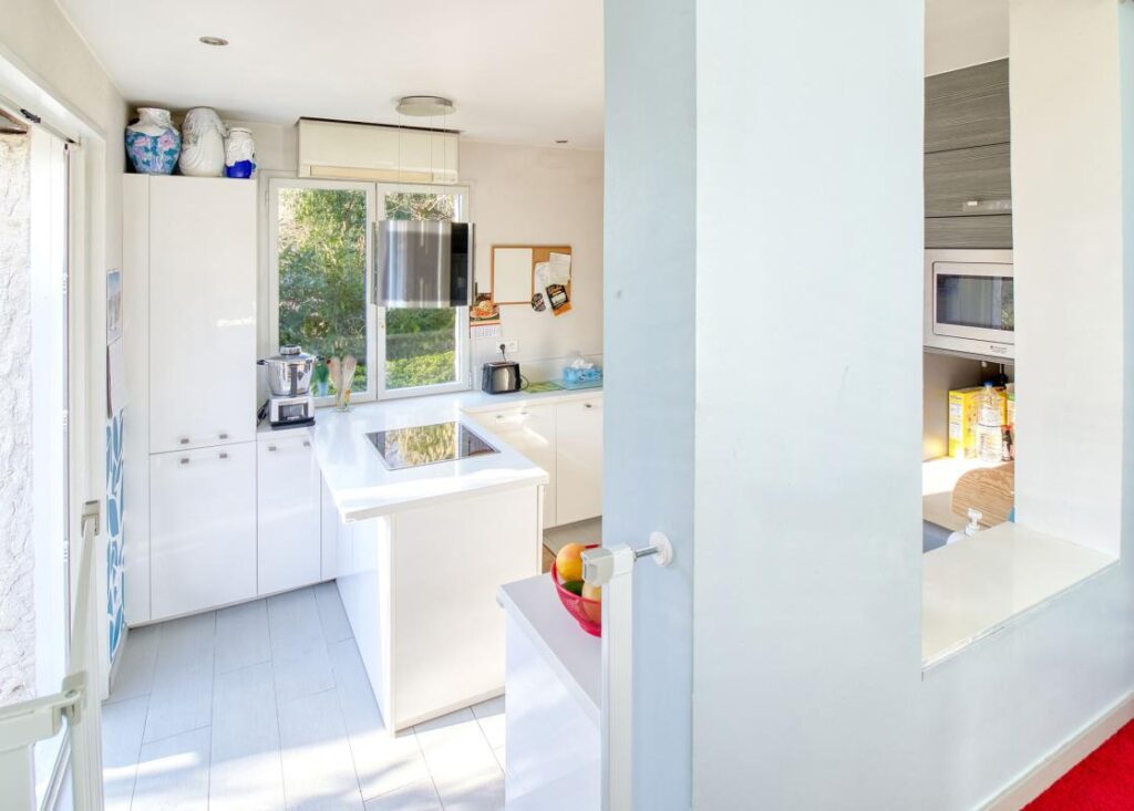 Grande maison avec dépendance – 5 pièces – 3 chambres – 120 m²