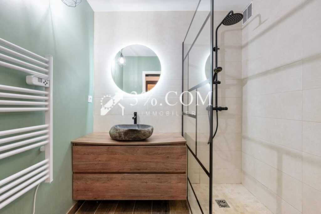 A vendre 2 pièces + studio Boulouris – 3 pièces – 2 chambres – 68 m²