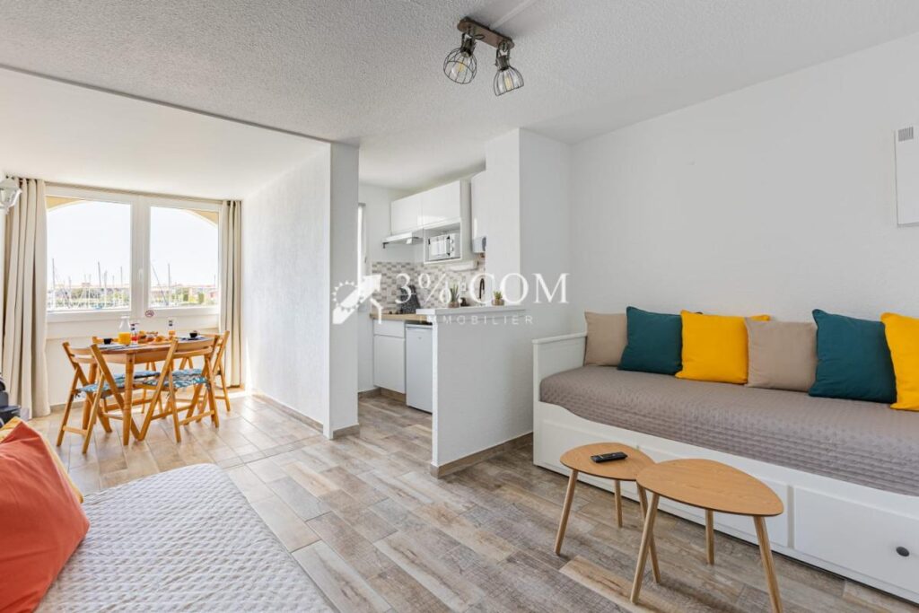 APPARTEMENT SUR I’ILE PRIVEE DES MARINAS – 2 pièces – 1 chambre – 30 m²