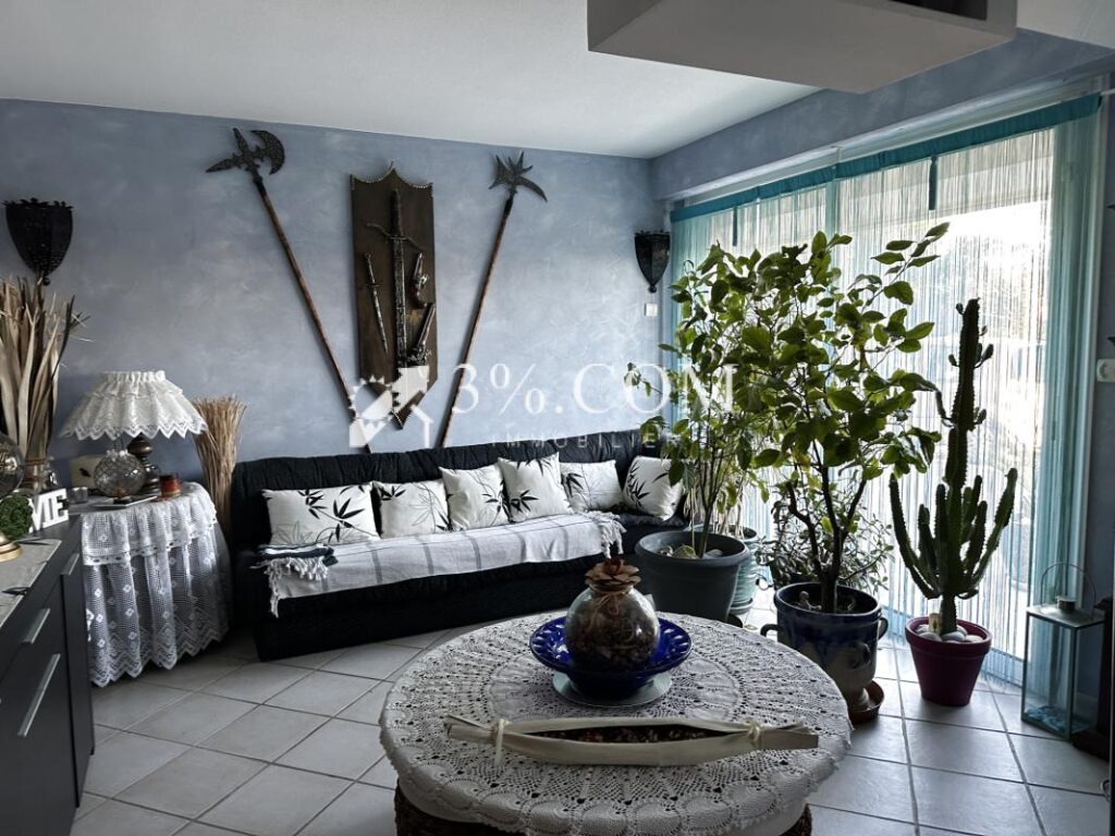 Maison de caractère 4 chambres, bureau et spacieux jardin ar – 8 pièces – 4 chambres – 183 m²