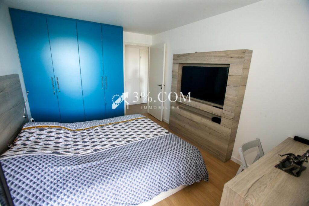 Appartement de haut standing meublé au Wacken à côté du Parl – 4 pièces – 3 chambres – 78 m²