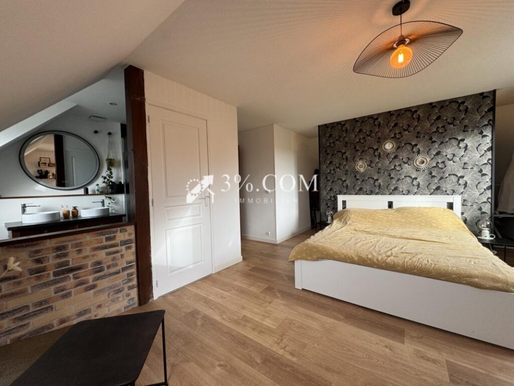 3%COM Jolie maison rénovée avec 4 chambres proximité Hochfel – 6 pièces – 4 chambres – 152 m²