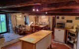 Jolie maison en pierres avec petite dépendance – 5 pièces – 3 chambres – 107 m²