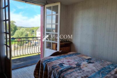 Maison familiale bien placée avec beau potentiel – 6 pièces – 4 chambres – 113 m²