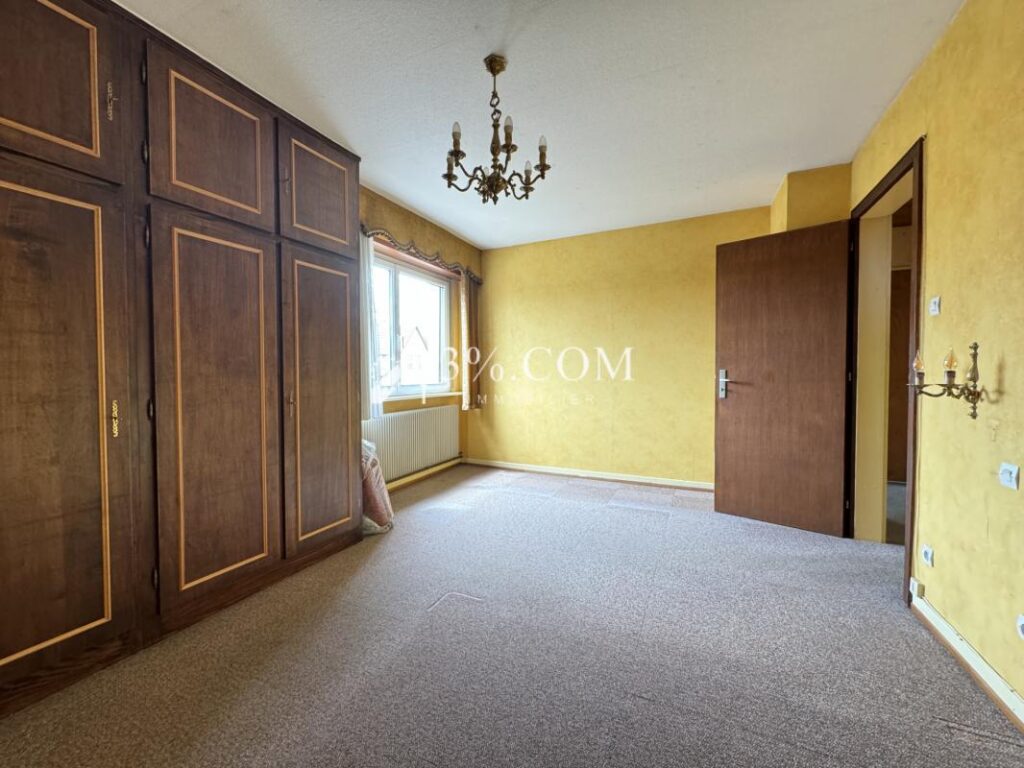 3%COM Jolie maison avec 4 chambres, véranda et jardin – 6 pièces – 4 chambres – 125 m²