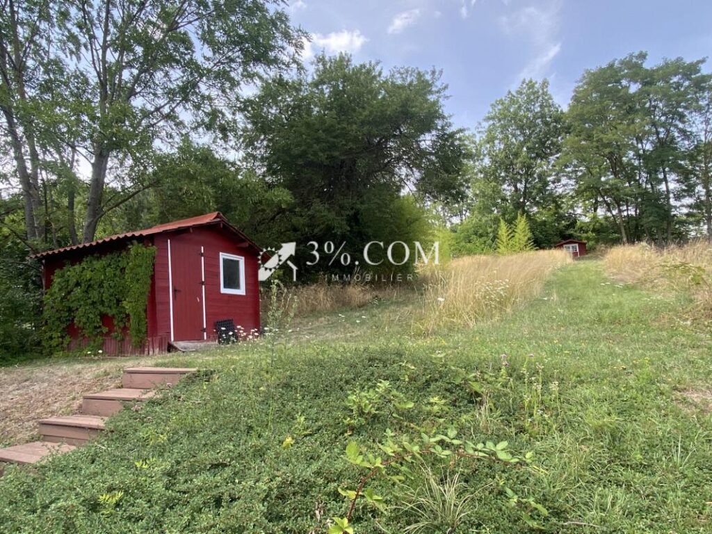 3%COM Belle propriété avec piscine intérieure sur 16 ares – 8 pièces – 5 chambres – 225 m²