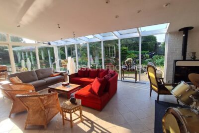 Rare sur Fretin Nouveauté ! Maison individuelle semi-plain pied de 290 m² – 6 chambres + double garage + jardin + 2 appartements – 12 pièces – 6 chambres – 290 m²