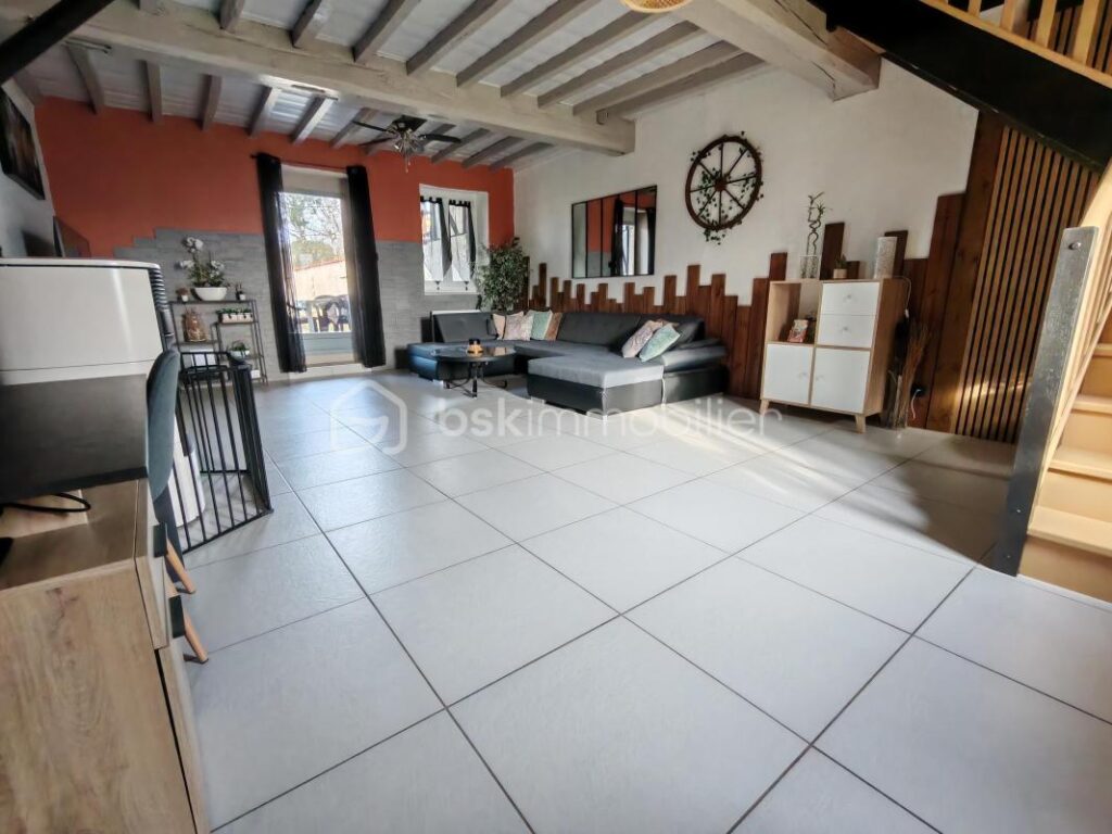 Ferme Bressane – 8 pièces – 4 chambres – 171 m²