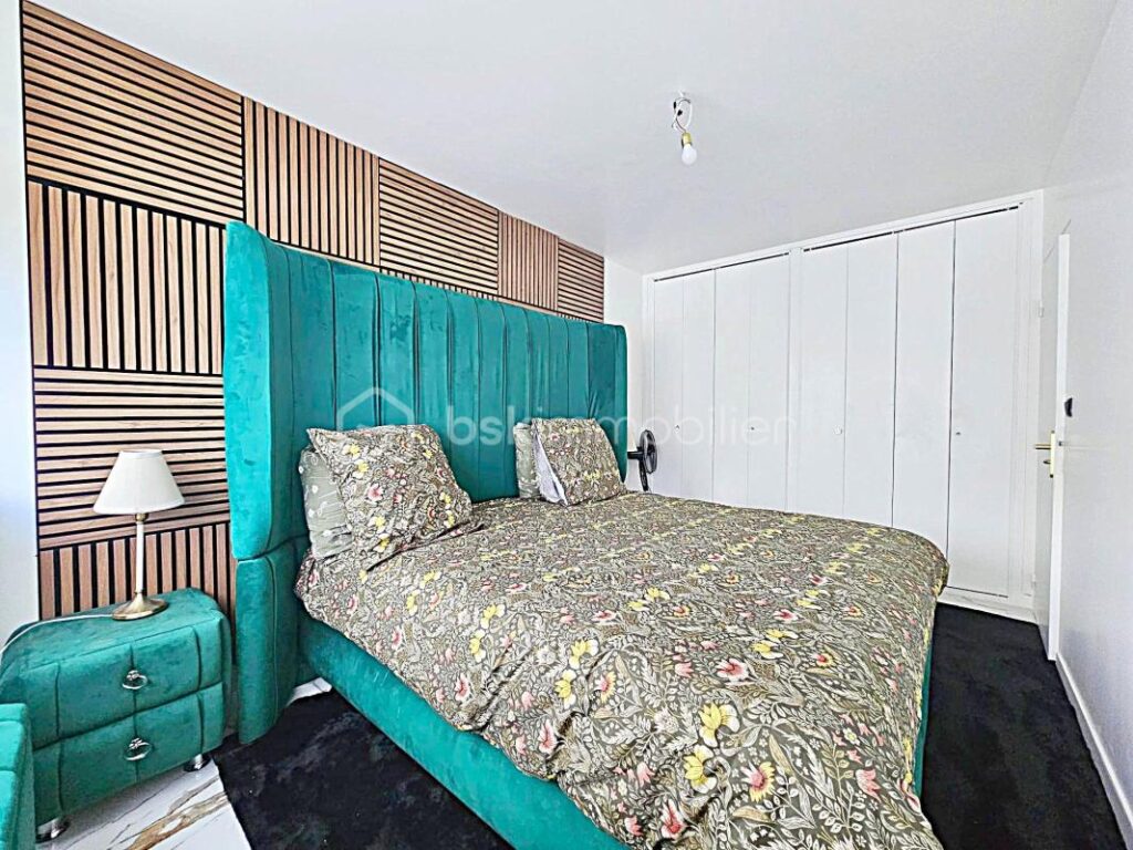 3 pièces de 64m² – lumineux et refait à neuf -vue jardin – parking – bords de Marne – 10 min RER A – 3 pièces – 2 chambres – 64 m²