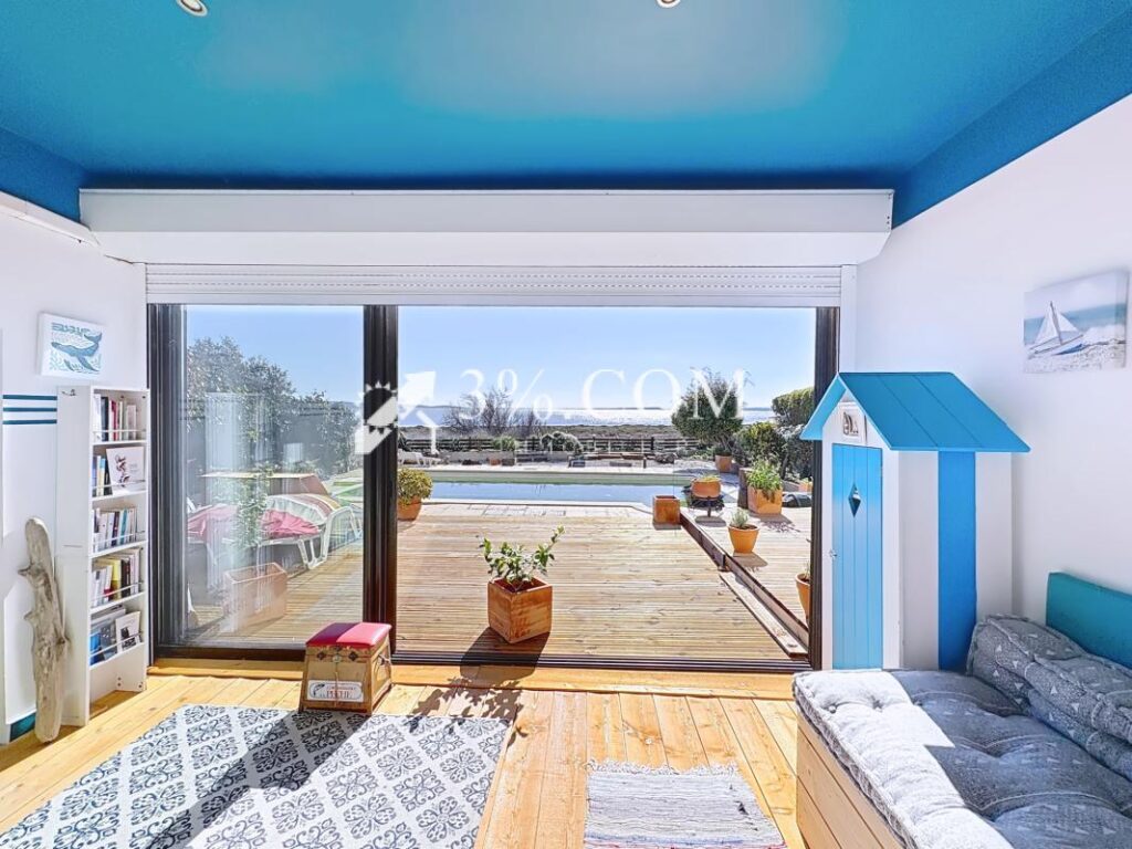 Coup de coeur à Bages : maison avec vue exceptionnelle sur l’ – 7 pièces – 3 chambres – 139 m²