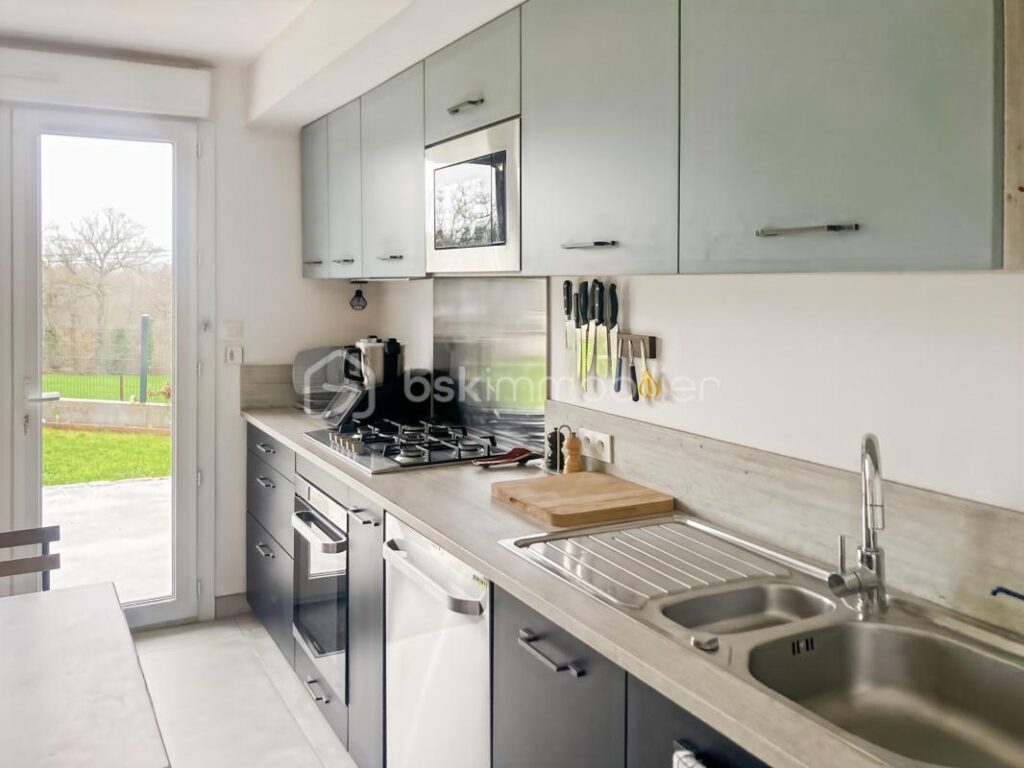 Exclusivité proche centre bourg – Maison 110 m2 sur sous sol complet – 4 chambres – 6 pièces – 4 chambres – 108 m²