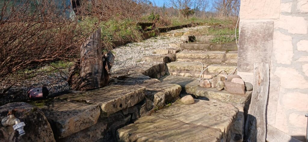 Maison au calme avec vue dégagée – 4 pièces – 2 chambres – 116 m²