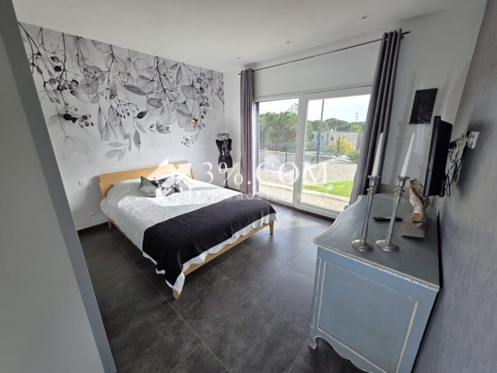 Grande villa californienne au calme – 5 pièces – 4 chambres – 222 m²