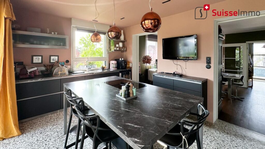 Maison Exincourt 7 pièce(s) 198 m2 – 7 pièces – 4 chambres – 185 m²