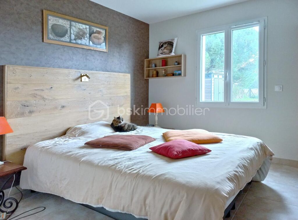 Plain-pied de 2021 au calme – Trois chambres – Garage – 4 pièces – 3 chambres – 90 m²