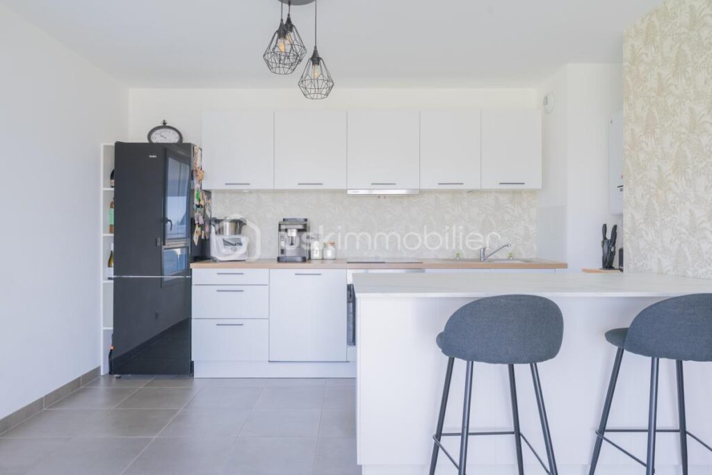 Poisy – Brassilly | T3 récent avec terrasse et vue dégagée – 3 pièces – 2 chambres – 66 m²