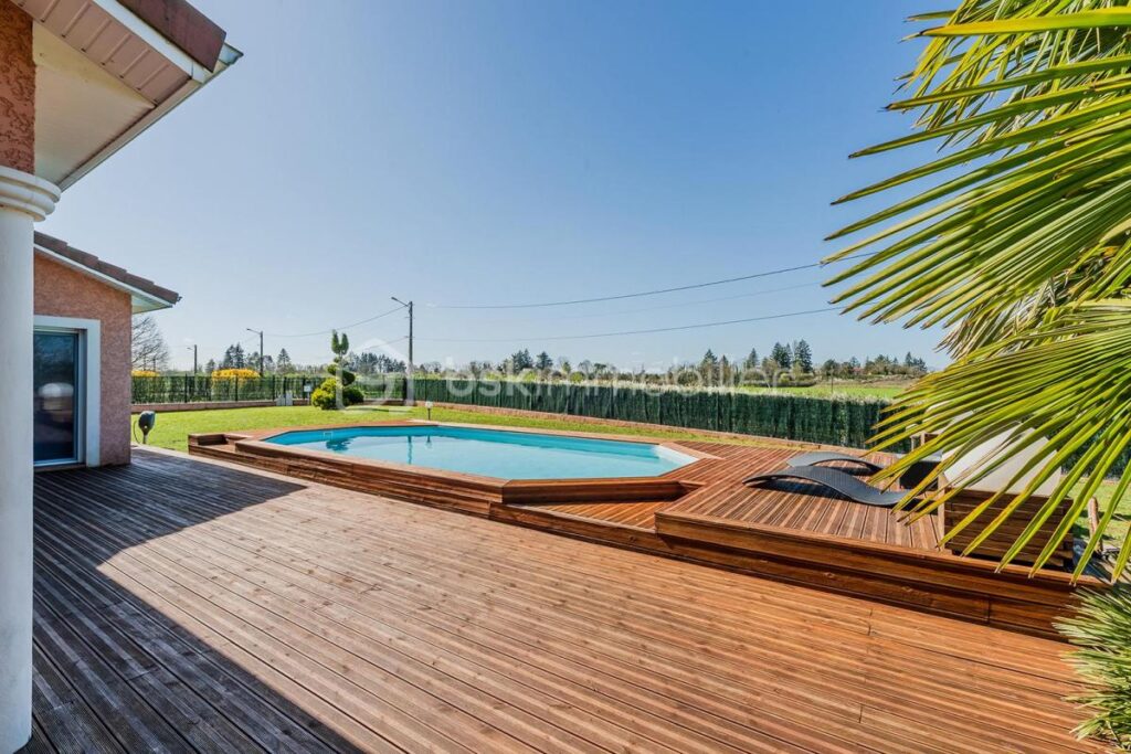 RARE MAISON PLAIN PIED DOUBLE GARAGE PISCINE SPA ET HAMMAM – 7 pièces – 4 chambres – 190 m²