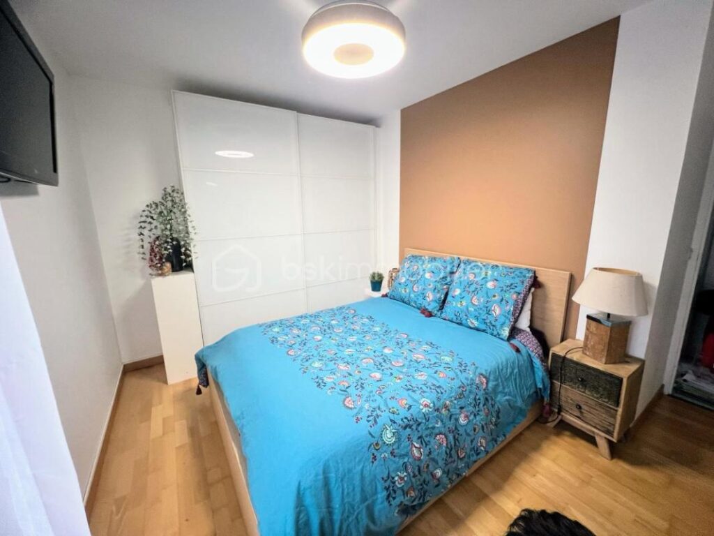 Appartement 100m2 T4 – 4 pièces – 3 chambres – 99 m²