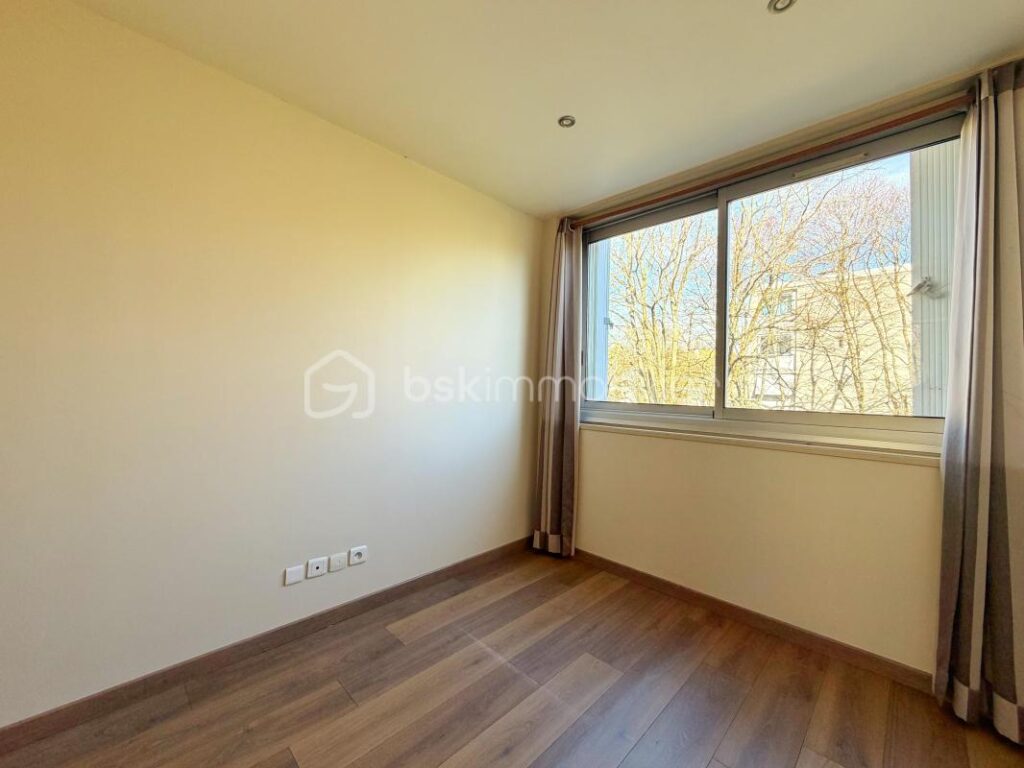 NOUVEAU EN PARFAIT ETAT ! – 3 pièces – 2 chambres – 52 m²