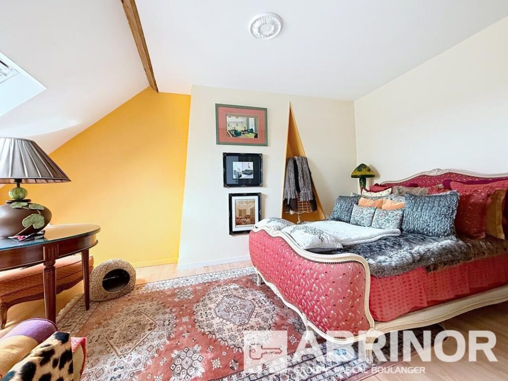 Maison de charme – Quartier Saint-Acheul – Amiens – 5 pièces – 3 chambres – 117 m²