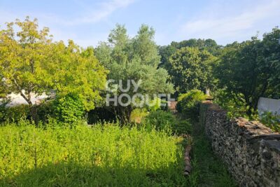 Centre Historique Vouvant – Maison de Bourg – 2 pièces – 1 chambre – 43 m²