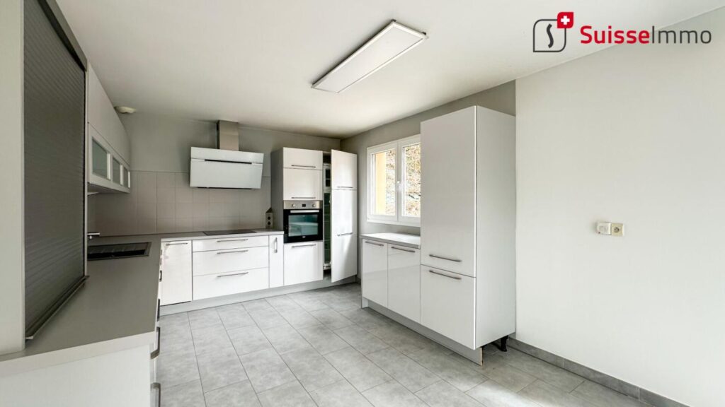 Maison Glay 6 pièce(s) 133 m2 – 6 pièces – 4 chambres – 133 m²