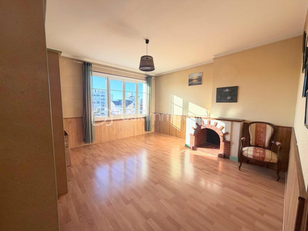 Appartement lumineux, idéalement situé dans un secteur recherché – 3 pièces – 2 chambres – 63 m²