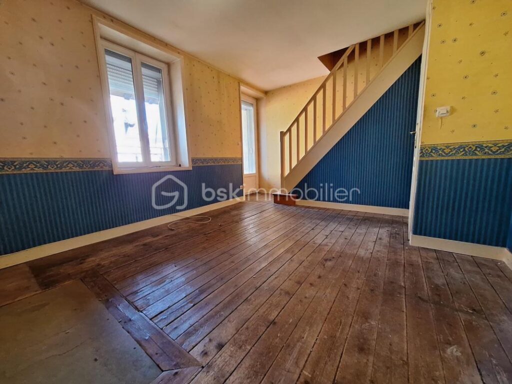 Bord de loire et fort potentiel ! – 3 pièces – 2 chambres – 113 m²