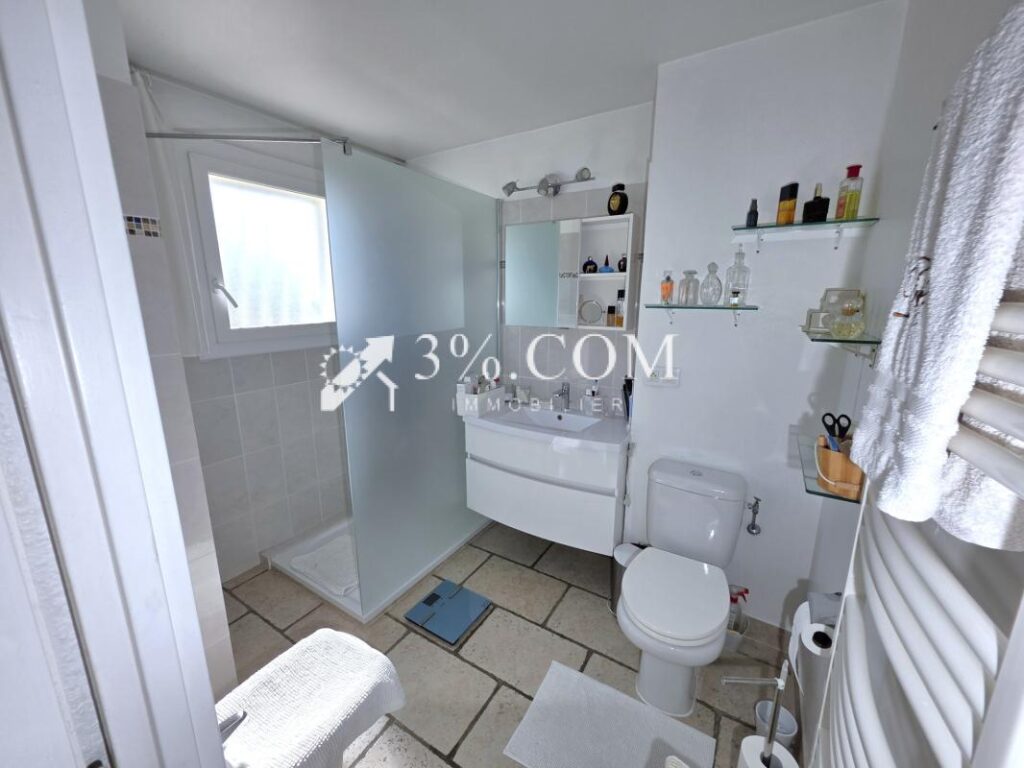 Charmante maison tout à pied – 4 pièces – 3 chambres – 96 m²