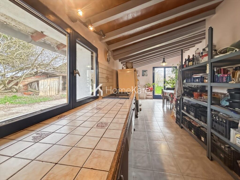 EXCLUSIVITÉ, UNE FERME AVEC DE NOMBREUSES POSSIBILITES – 7 pièces – 5 chambres – 190 m²