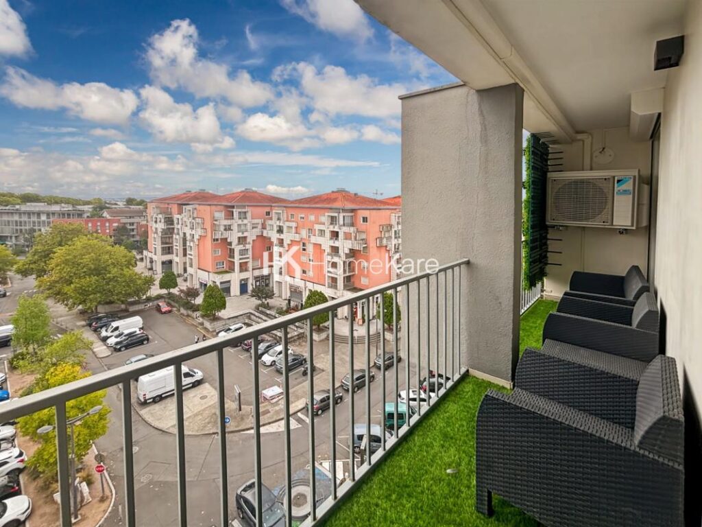 UNE BELLE RENOVATION ET DE MAGNIFIQUES VOLUMES ! – 4 pièces – 3 chambres – 108 m²